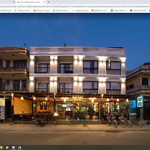 אכסניה Backhome & Bar